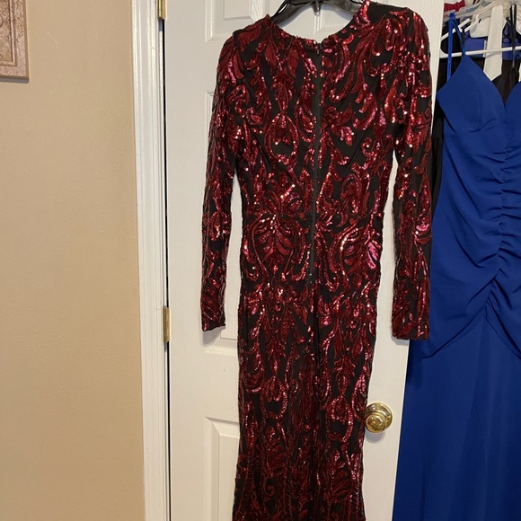 Red and Black Beautiful long Formal - Picture 3 of 7